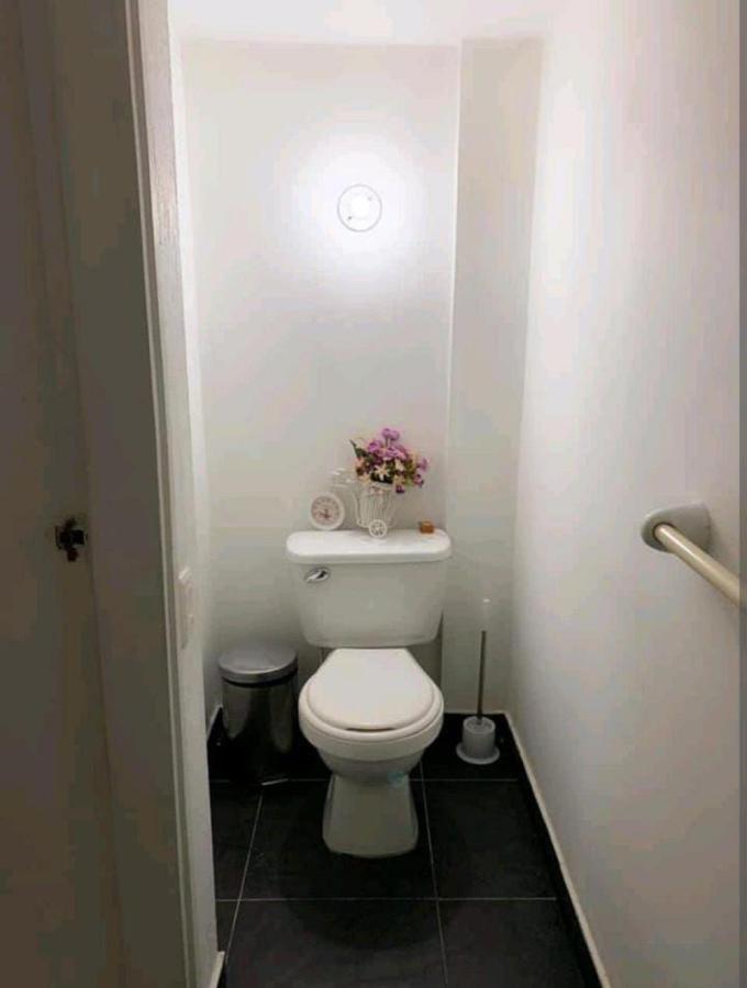 Apartamento En L2 Cerca Al Mar Con Aire Acondicionado Y Wifi Cartagena